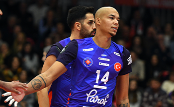 Devler arenasında ikinci maç