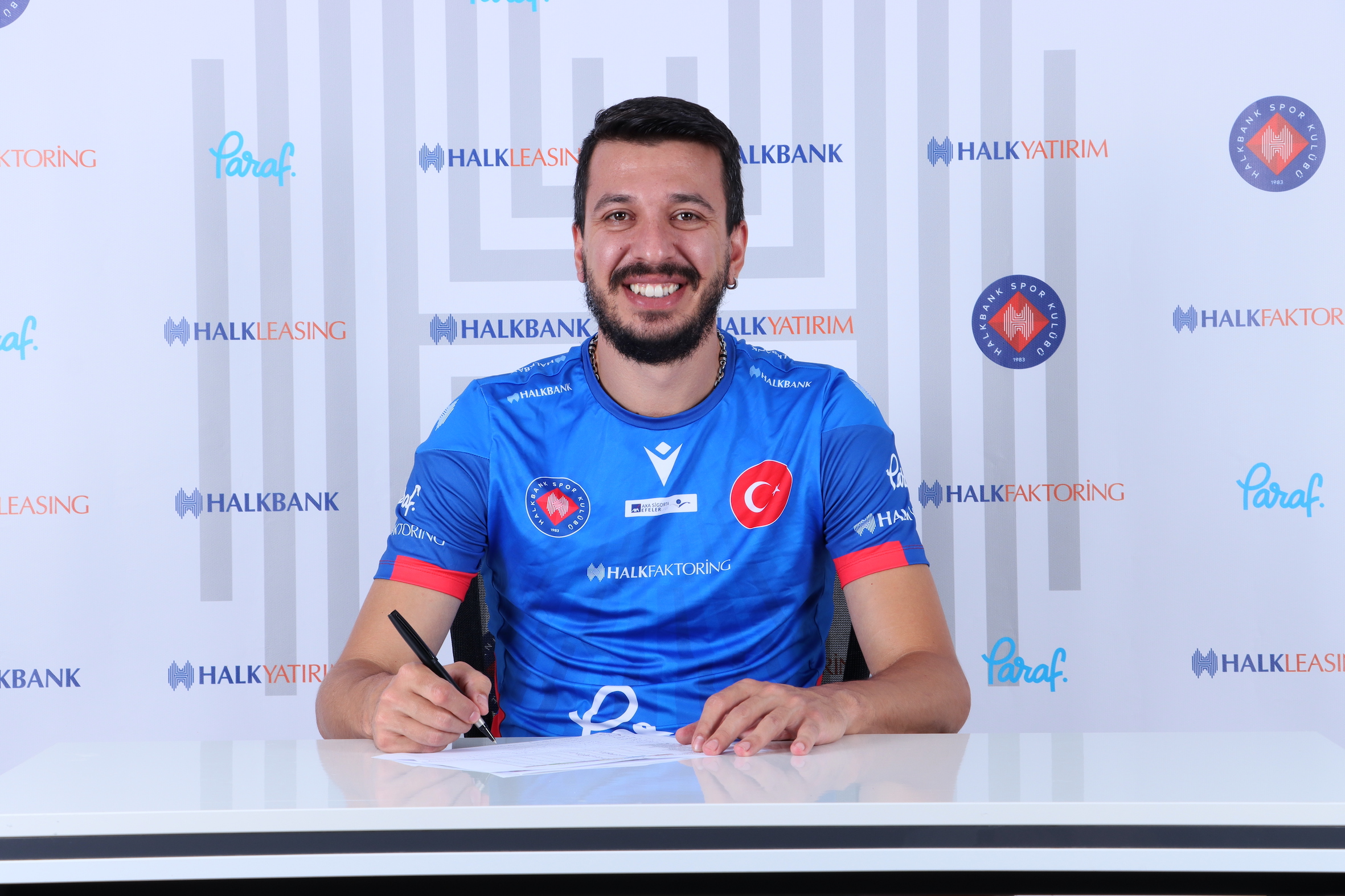 Aslanımız Bu Yıl da Halkbank’ta