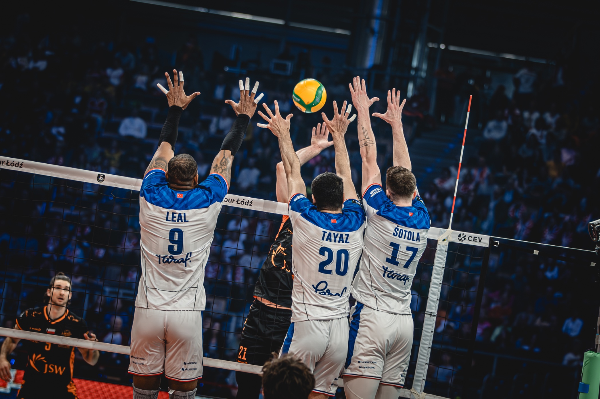 Halkbank - Wegiel