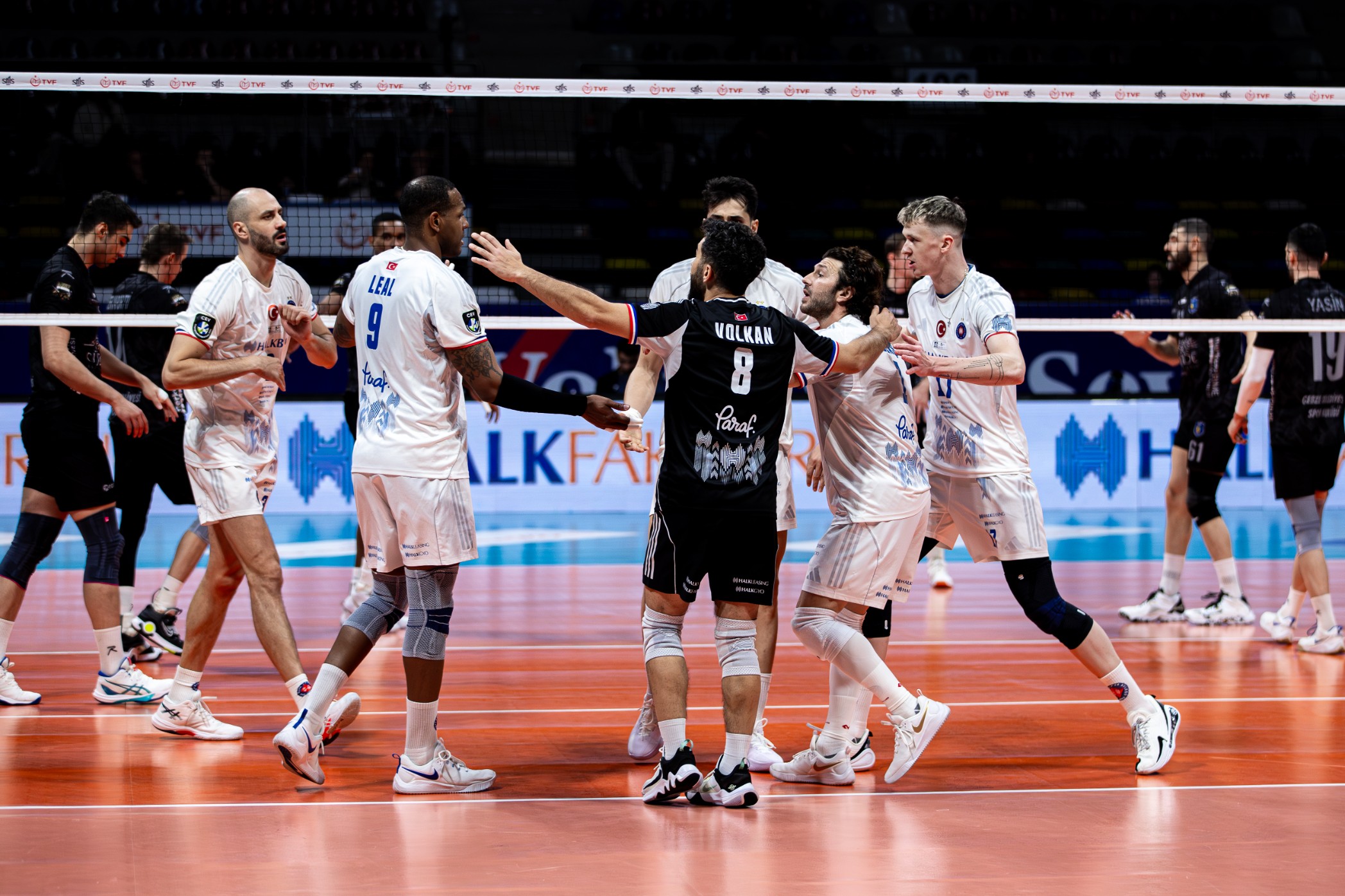 Halkbank - Gebze Belediyespor