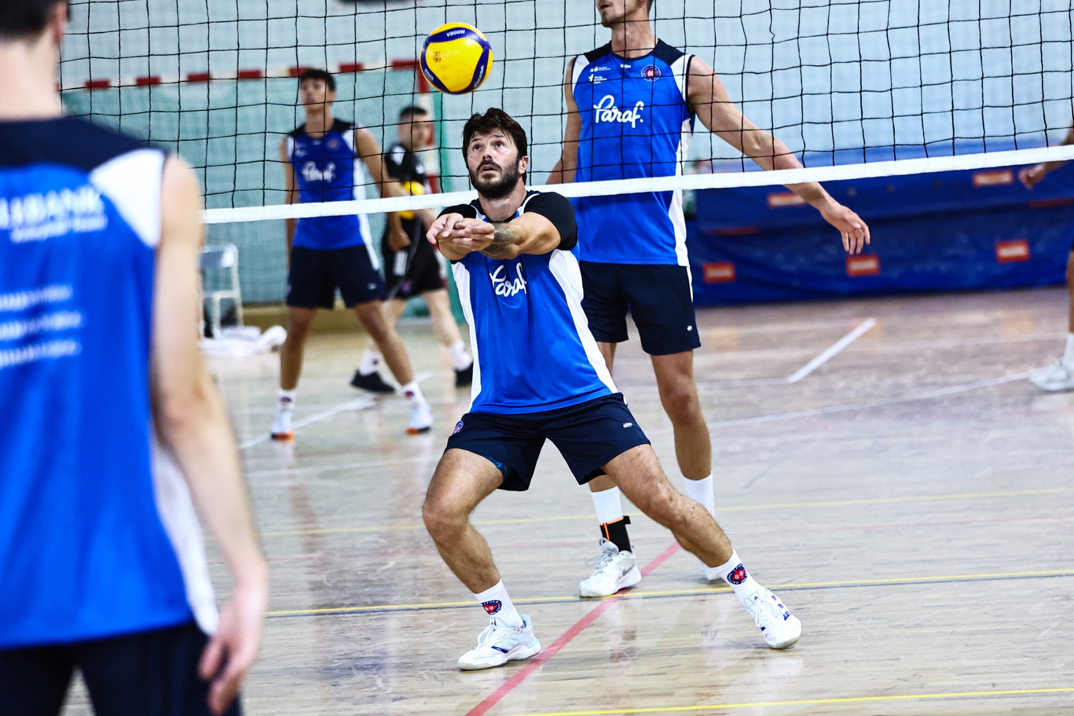 Halkbank, Topla İlk Antrenmanını Gerçekleştirdi