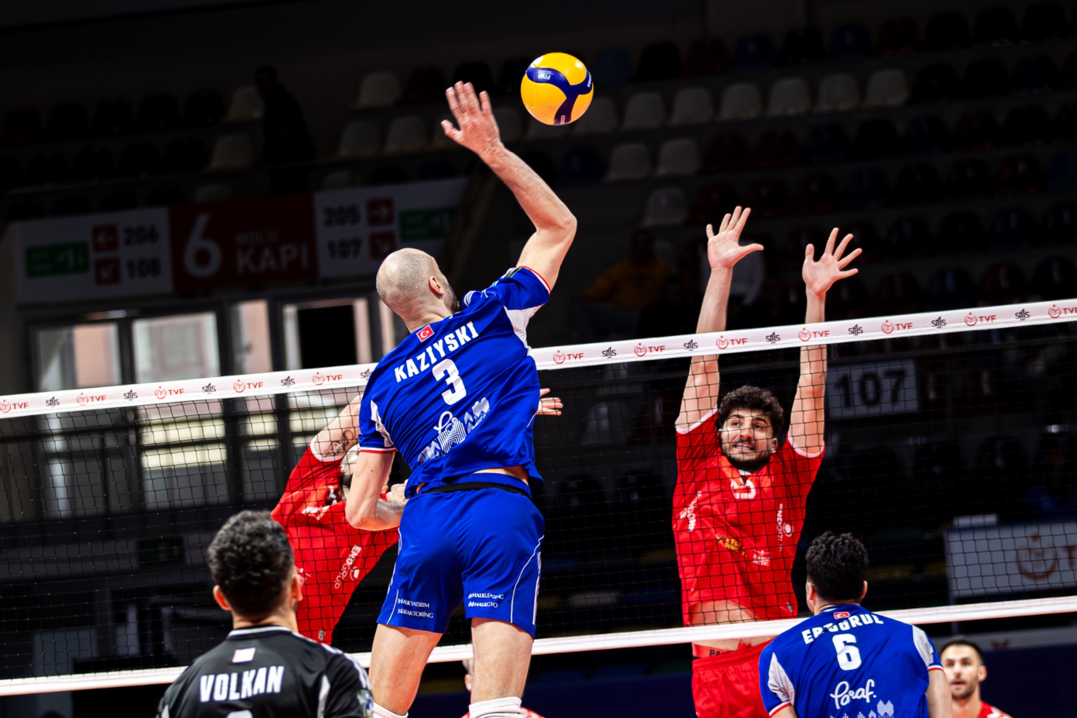 Halkbank: 2 - Gaziantep Gençlik Spor: 3